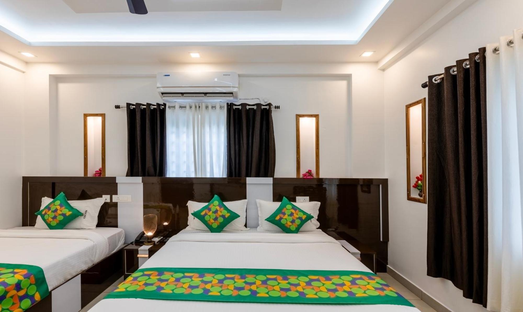 Treebo Premium Cochin Airport, 5 Min From Cochin Airport Hotell Kochi Exteriör bild