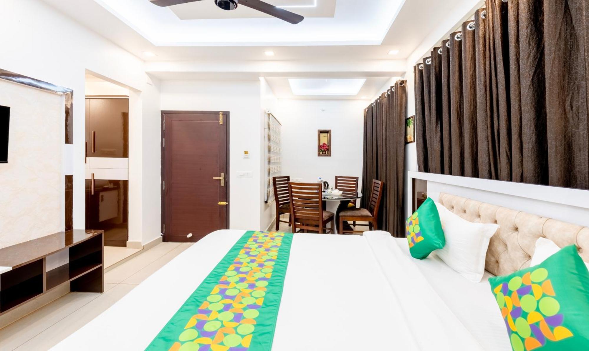 Treebo Premium Cochin Airport, 5 Min From Cochin Airport Hotell Kochi Exteriör bild