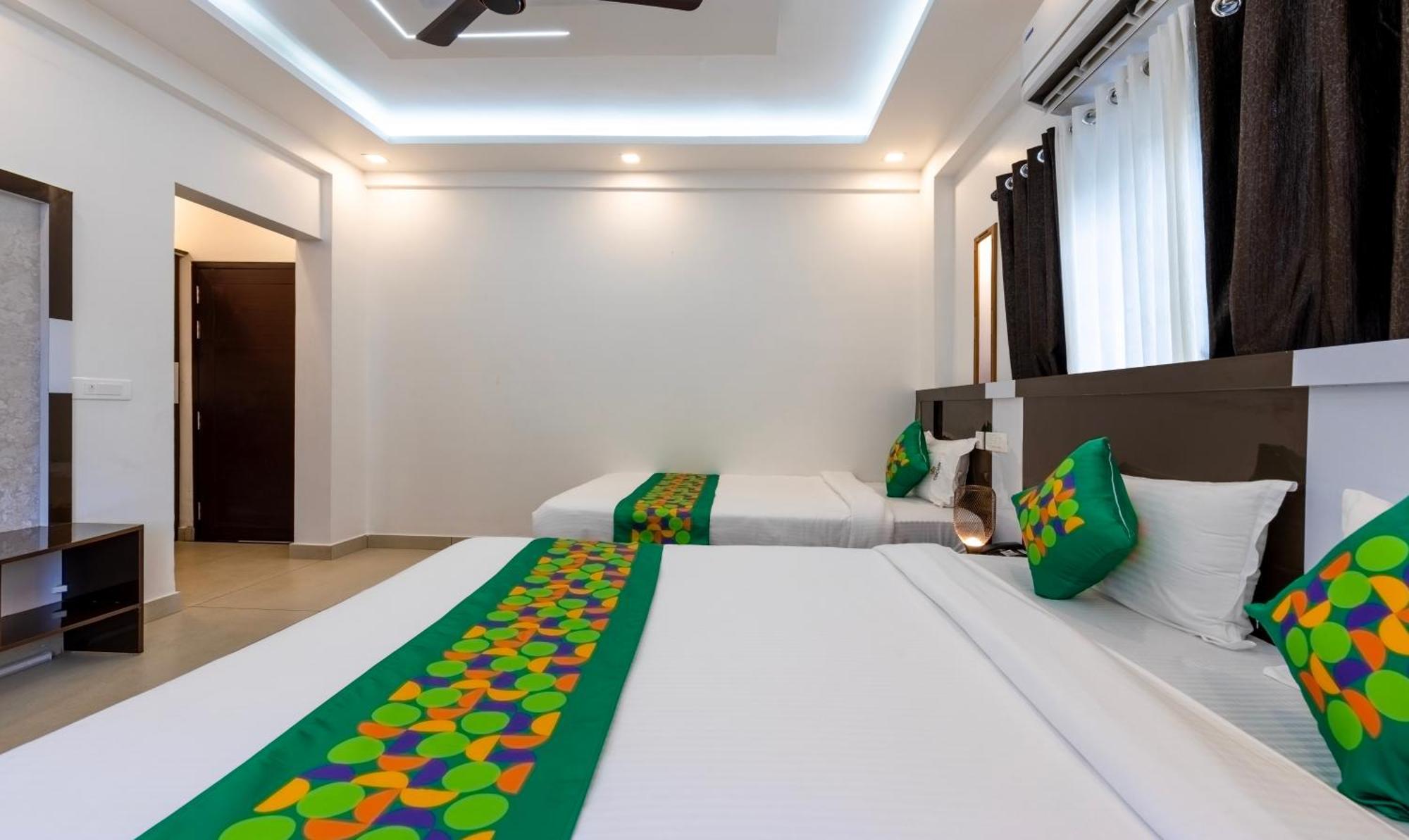 Treebo Premium Cochin Airport, 5 Min From Cochin Airport Hotell Kochi Exteriör bild
